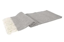 Premium Kuscheldecke in hellgrau