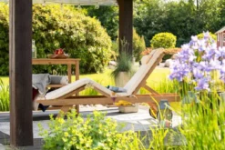 Teak Liege Savona mit Knick